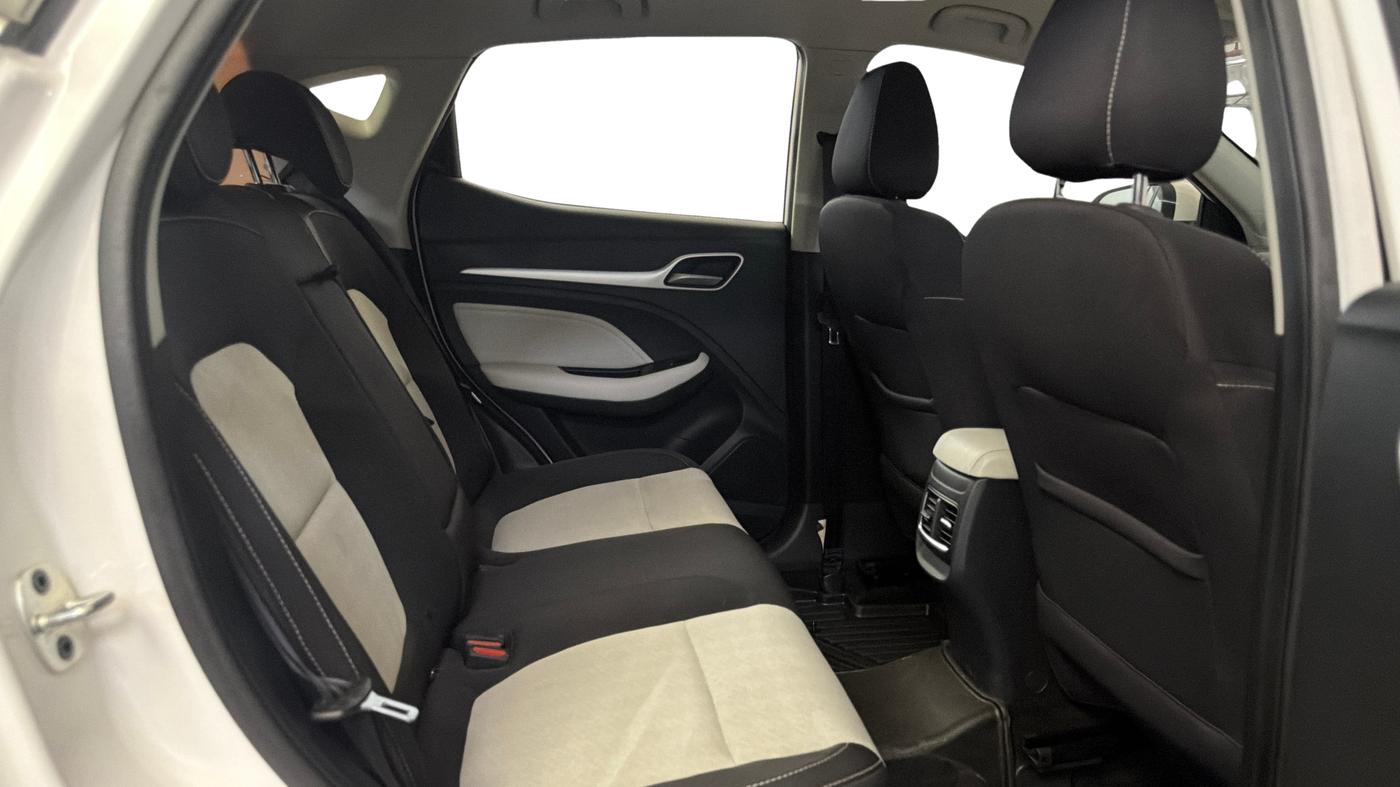 2025 MG ASTOR Sprint 1.5 MT (Ivory), Petrol, Manual, 7,439 km, Right Side Rear Door Cabin