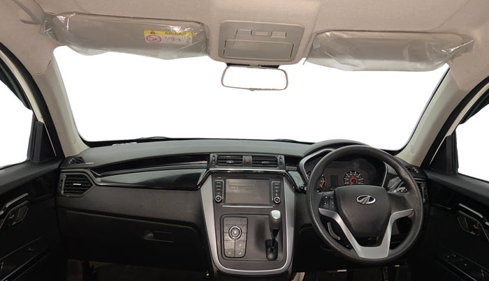2017 Mahindra Kuv100 K8 6 STR, Petrol, Manual, 12,171 km, Dashboard