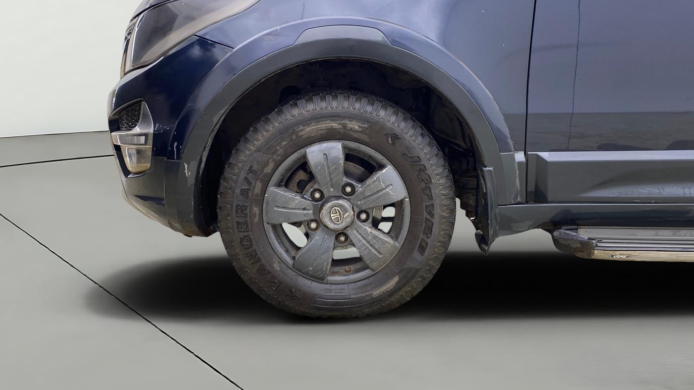 2019 Tata Hexa XM PLUS 4X2 7 STR, Diesel, Manual, 1,22,595 km, Left Front Wheel