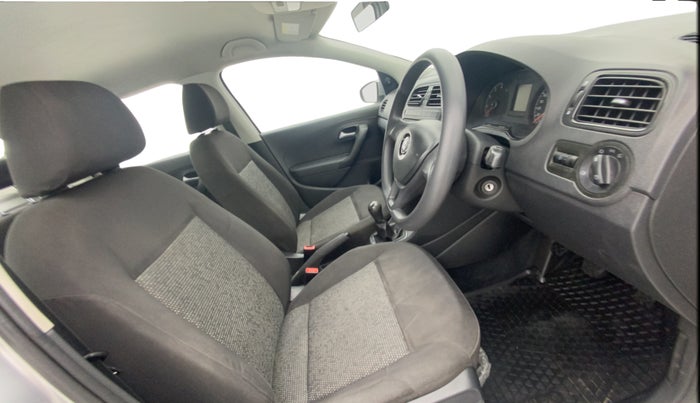 2017 Volkswagen Ameo TRENDLINE 1.2L, Petrol, Manual, 80,212 km, Right Side Front Door Cabin