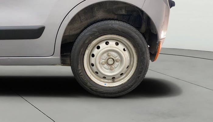 2017 Maruti Wagon R 1.0 LXI CNG, CNG, Manual, 1,04,063 km, Left Rear Wheel
