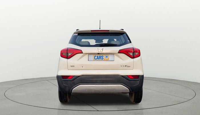 2023 Mahindra XUV300 W8 (O) 1.2 PETROL, Petrol, Manual, 30,905 km, Back/Rear