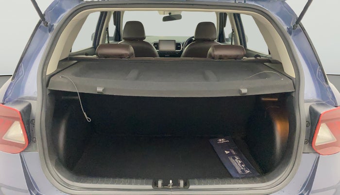 2022 Hyundai VENUE SX 1.5 CRDI, Diesel, Manual, 39,418 km, Boot Open Zoomed View