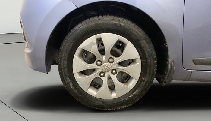 2014 Hyundai Xcent S 1.2, Petrol, Manual, 38,141 km, Left Front Wheel