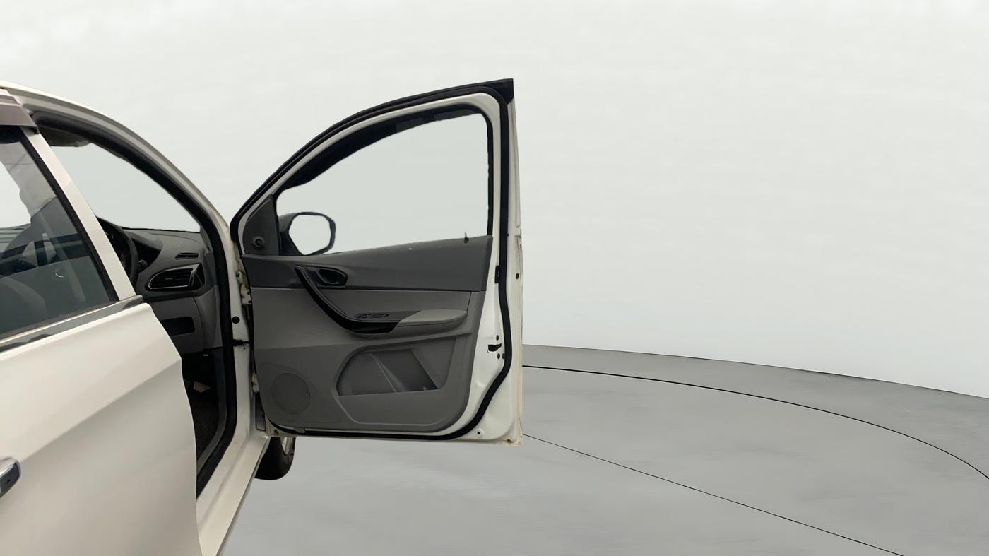 2022 Tata TIGOR XM PETROL, Petrol, Manual, 43,812 km, RHS Front Door