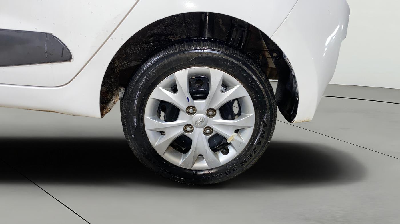 2013 Hyundai Grand i10 MAGNA 1.1 CRDI, Diesel, Manual, 71,330 km, Left Rear Wheel
