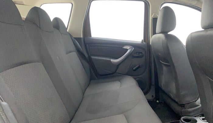 2014 Renault Duster 85 PS RXE DIESEL, Diesel, Manual, 78,157 km, Right Side Rear Door Cabin