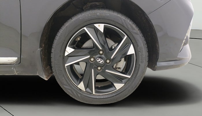 2022 Hyundai Verna SX (O) 1.0 TURBO DCT, Petrol, Automatic, 41,686 km, Right Front Wheel