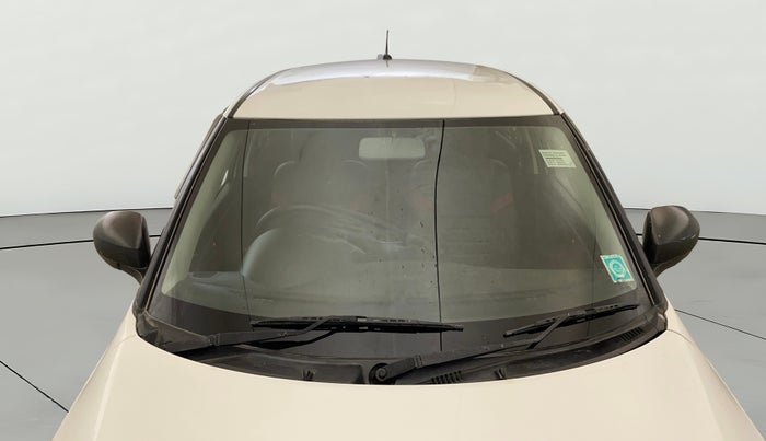 2017 Maruti Swift LXI (O), Petrol, Manual, 96,882 km, Front Windshield