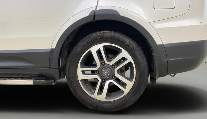 2017 Tata Hexa XTA 4X2 7 STR, Diesel, Automatic, 1,28,376 km, Left Rear Wheel