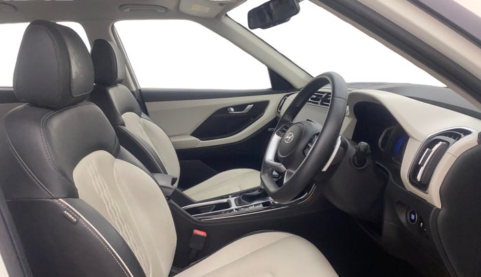 2022 Hyundai Creta SX (O) AT 1.5 DIESEL, Diesel, Automatic, 61,470 km, Right Side Front Door Cabin