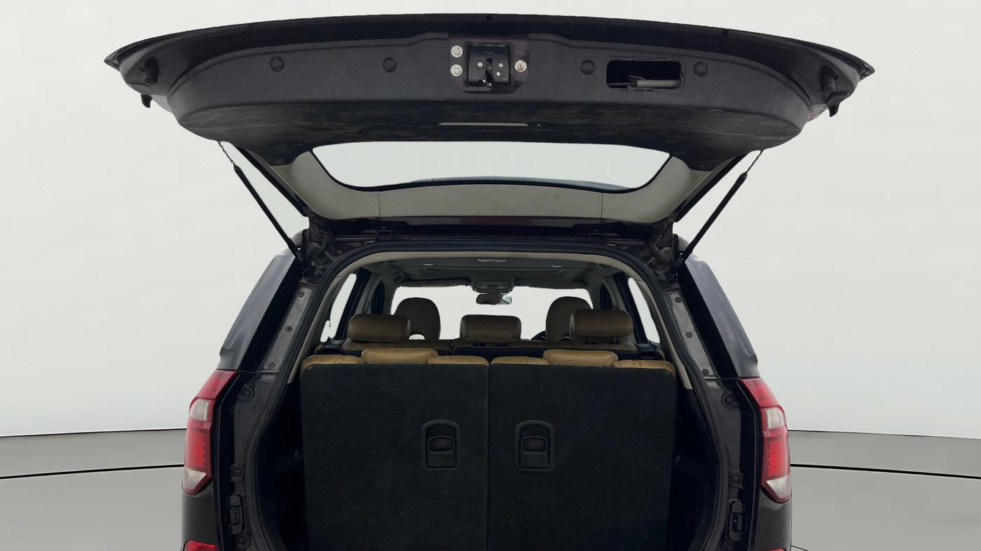 2019 Mahindra XUV500 W11, Diesel, Manual, 58,142 km, Boot Door Open