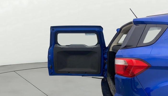 2020 Ford Ecosport TITANIUM 1.5L DIESEL, Diesel, Manual, 1,00,107 km, Boot Door Open