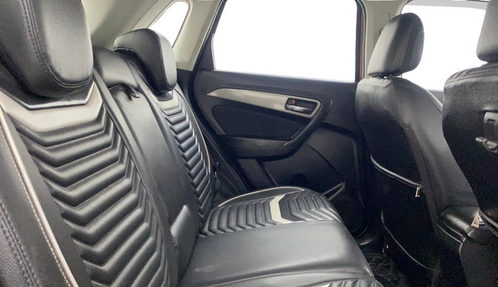 2019 Maruti Vitara Brezza ZDI PLUS AT DUAL TONE, Diesel, Automatic, 76,908 km, Right Side Rear Door Cabin