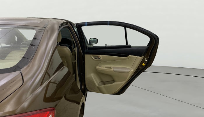 2015 Maruti Ciaz ZXI, Petrol, Manual, 94,892 km, RHS Rear Door