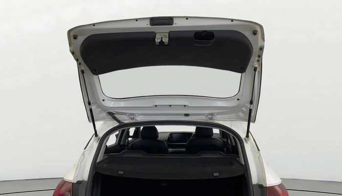 2023 Hyundai NEW I20 SPORTZ 1.2 MT, Petrol, Manual, 54,123 km, Boot Door Open