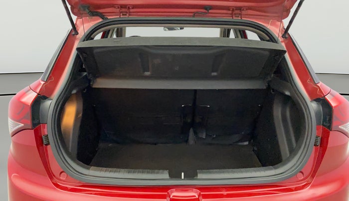 2016 Hyundai Elite i20 ASTA 1.2 (O), Petrol, Manual, 67,676 km, Boot Open Zoomed View