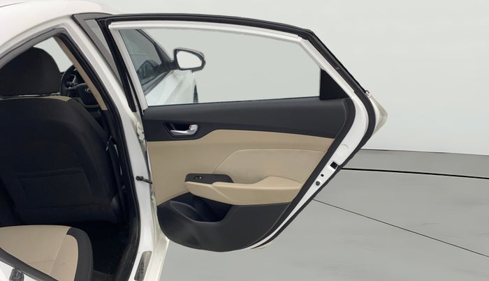 2019 Hyundai Verna 1.6 VTVT SX, Petrol, Manual, 30,582 km, RHS Rear Door