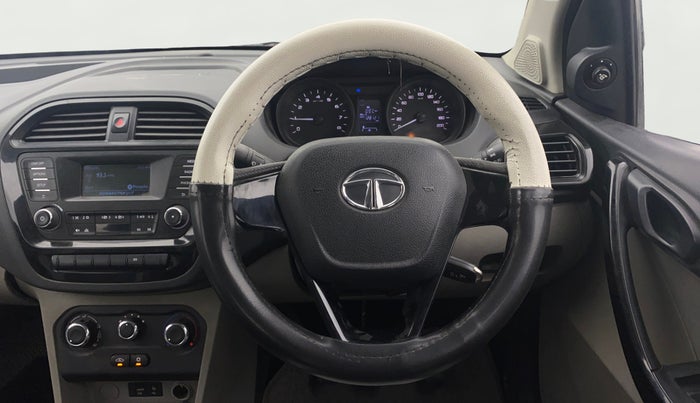 2018 Tata Tiago XT PETROL, Petrol, Manual, 1,28,118 km, Steering Wheel Close Up