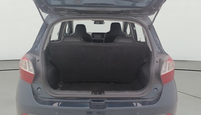2022 Hyundai GRAND I10 NIOS MAGNA CORPORATE EDITION 1.2 KAPPA VTVT, Petrol, Manual, 18,321 km, Boot Open Zoomed View