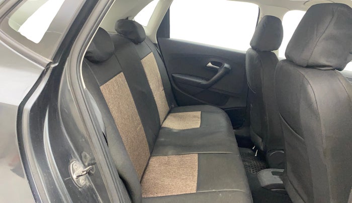 2018 Volkswagen Polo COMFORTLINE 1.0L MPI, Petrol, Manual, 1,26,359 km, Right Side Rear Door Cabin