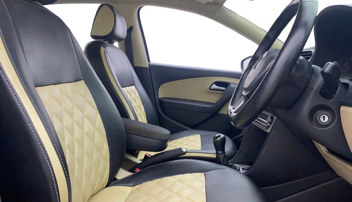 2016 Volkswagen Ameo HIGHLINE1.2L, Petrol, Manual, 50,541 km, Right Side Front Door Cabin