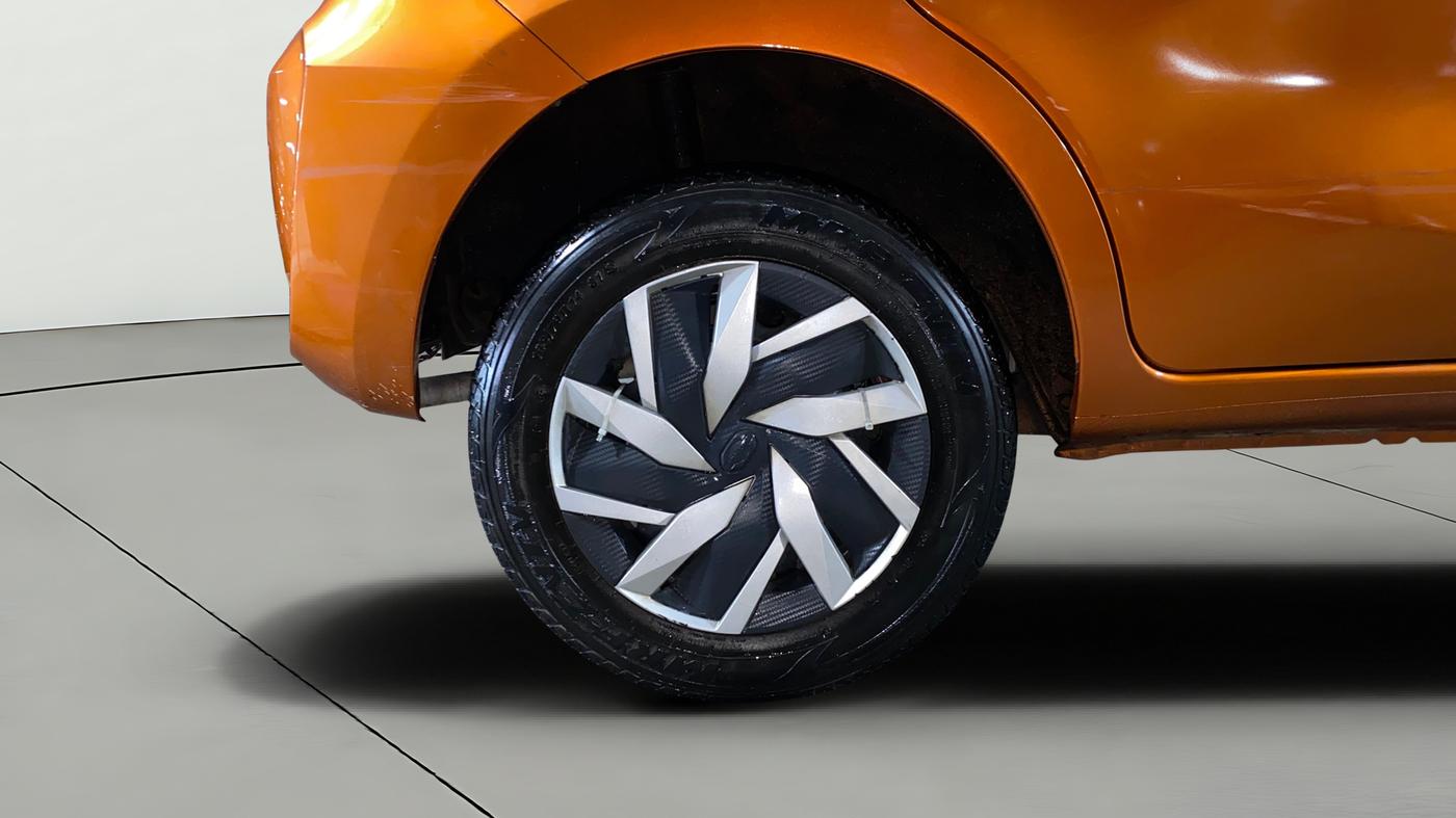 2019 Datsun Go T, Petrol, Manual, 19,696 km, Right Rear Wheel