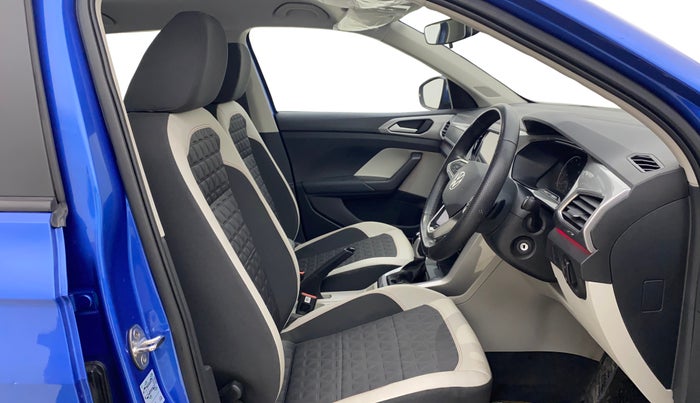 2024 Volkswagen TAIGUN GT TSI 1.5 DSG , Petrol, Automatic, 7,517 km, Right Side Front Door Cabin