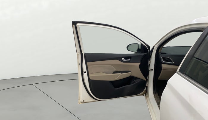 2018 Hyundai Verna 1.6 EX VTVT AT, Petrol, Automatic, 87,019 km, LHS Front Door