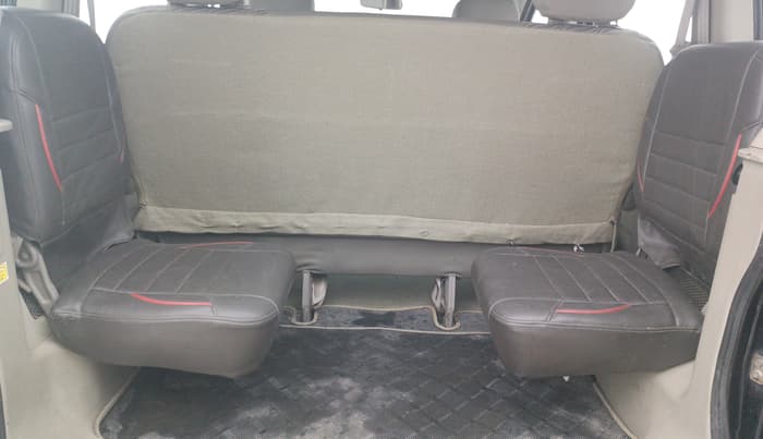 2013 Mahindra Quanto C4, Diesel, Manual, 73,926 km, Third Seat Row ( optional )