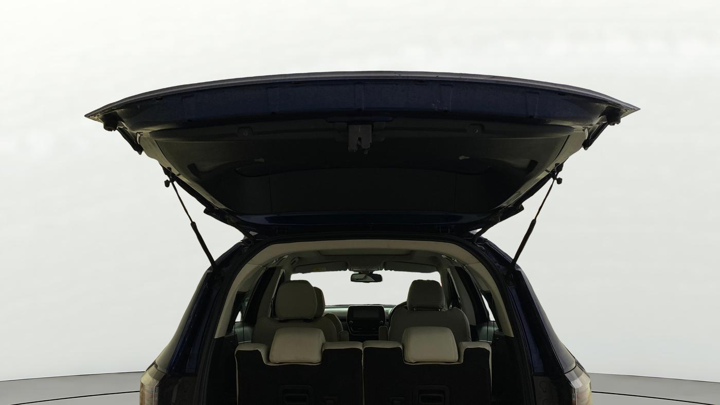 2021 Tata Safari XZ PLUS, Diesel, Manual, 57,497 km, Boot Door Open
