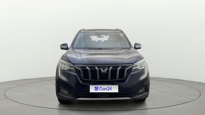 2022 Mahindra XUV700 AX 7 LUXURY D AT 7 STR, Diesel, Automatic, 73,565 km, Front