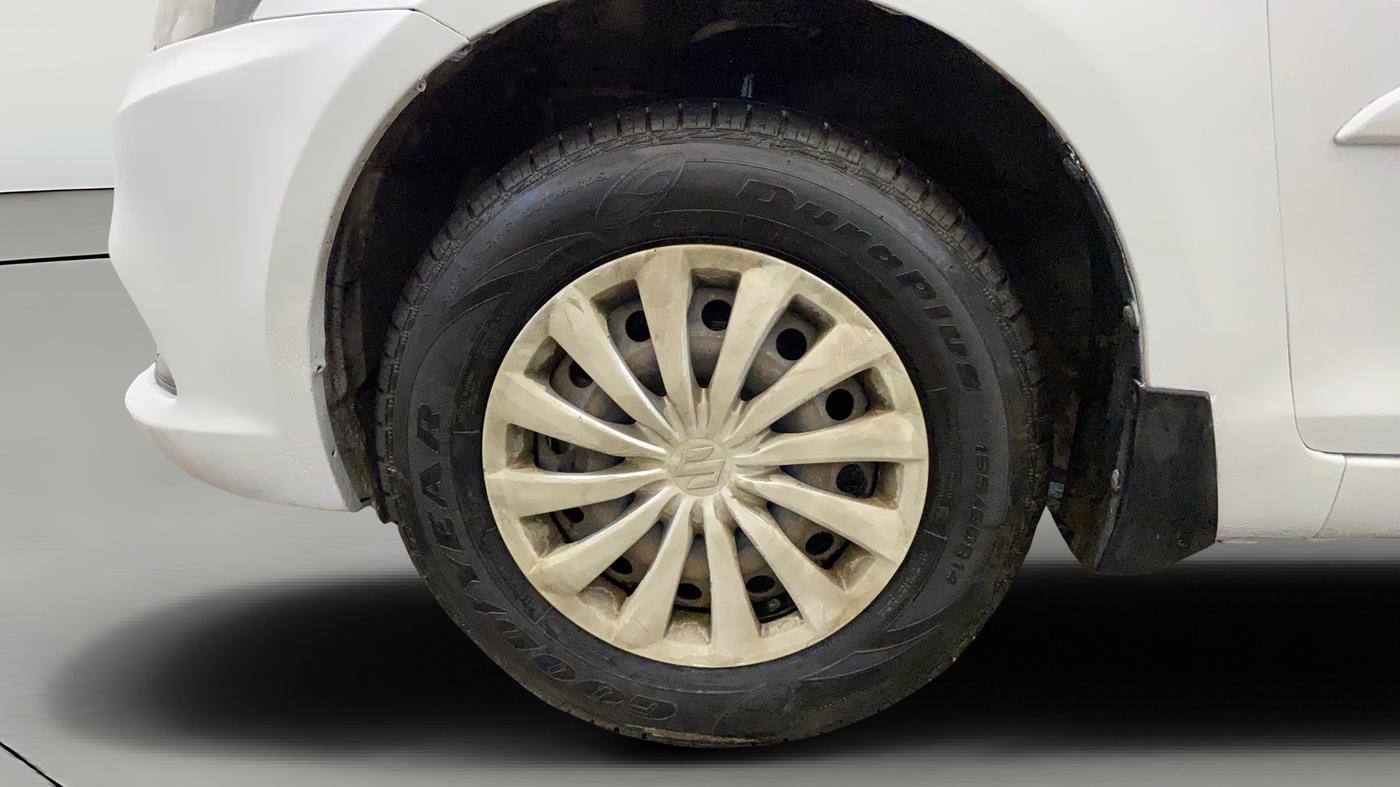 2015 Maruti Swift Dzire VXI, Petrol, Manual, 64,892 km, Left Front Wheel