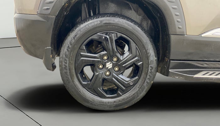 2022 Maruti BREZZA ZXI AT SMART HYBRID, Petrol, Automatic, 68,377 km, Right Rear Wheel