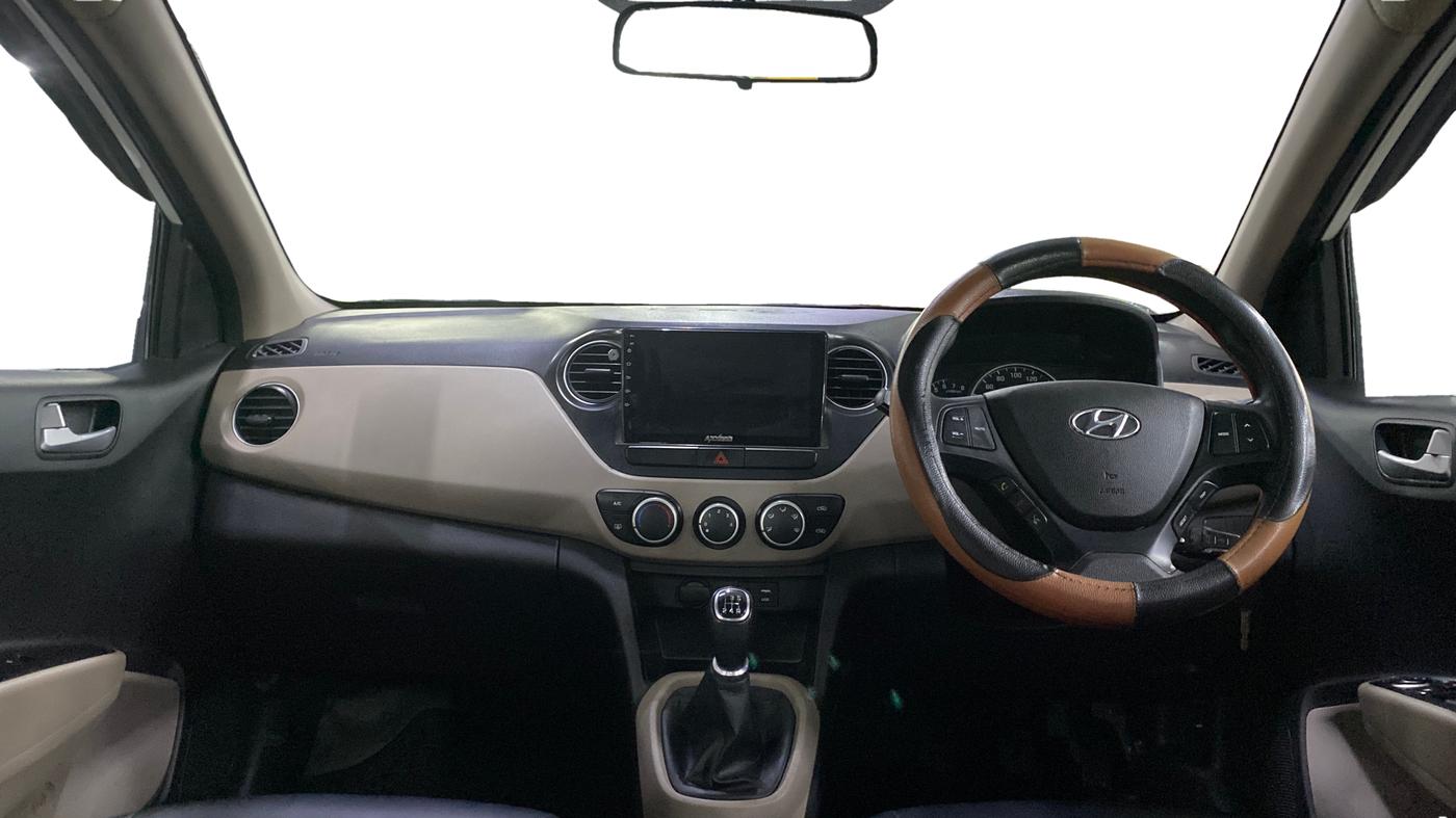 2019 Hyundai Grand i10 SPORTZ 1.2 KAPPA VTVT, Petrol, Manual, 67,074 km, Dashboard
