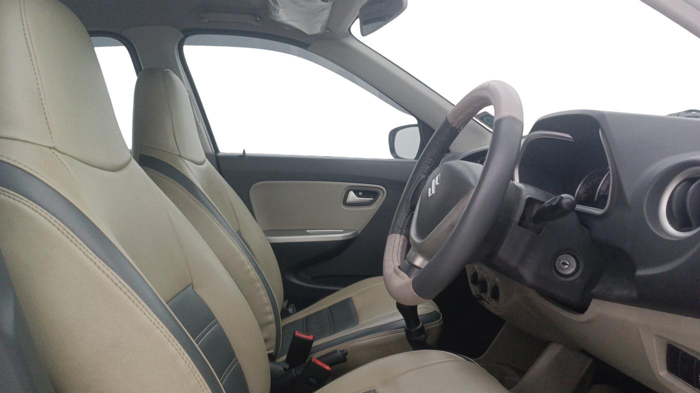 2018 Maruti Alto K10 VXI, Petrol, Manual, 22,451 km, Right Side Front Door Cabin