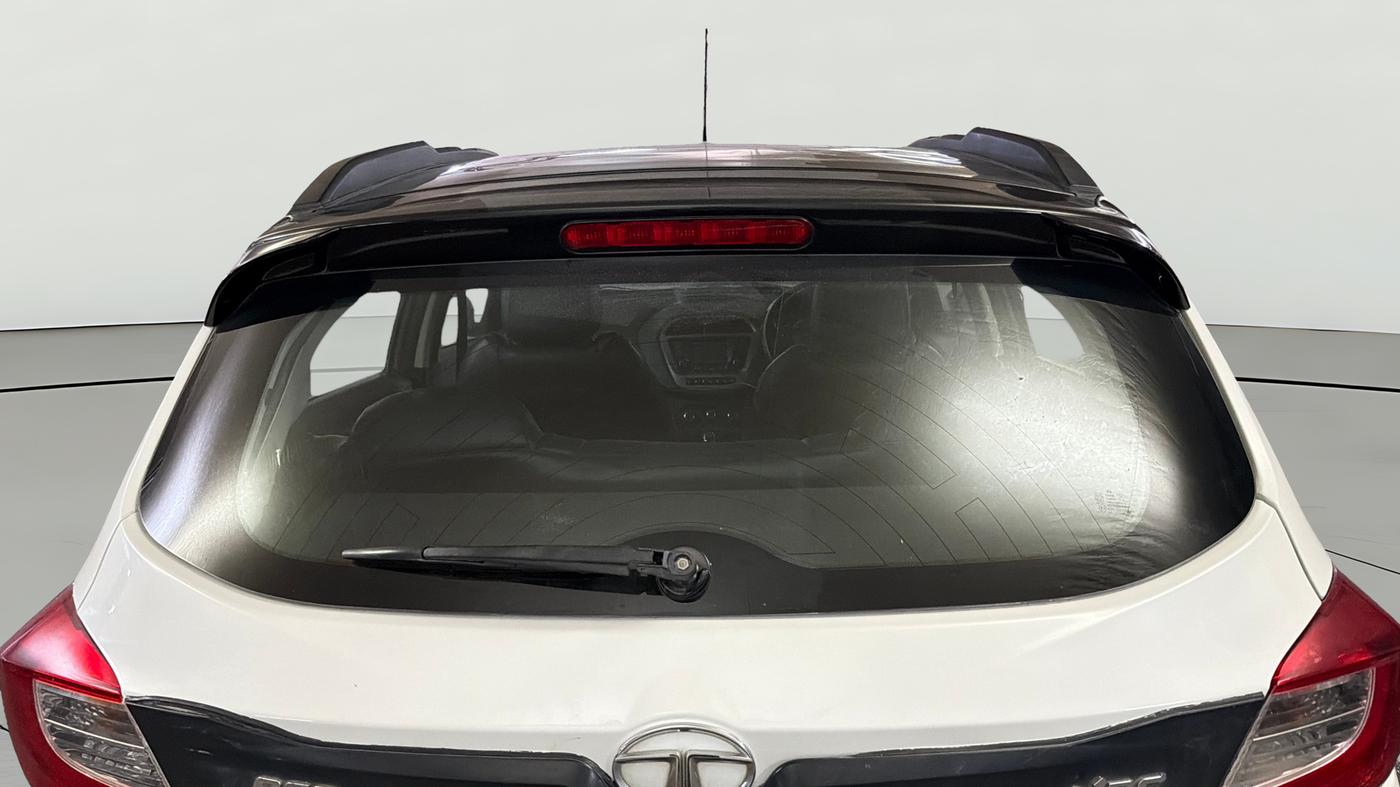 2018 Tata TIAGO NRG PETROL, Petrol, Manual, 68,575 km, Rear Windshield