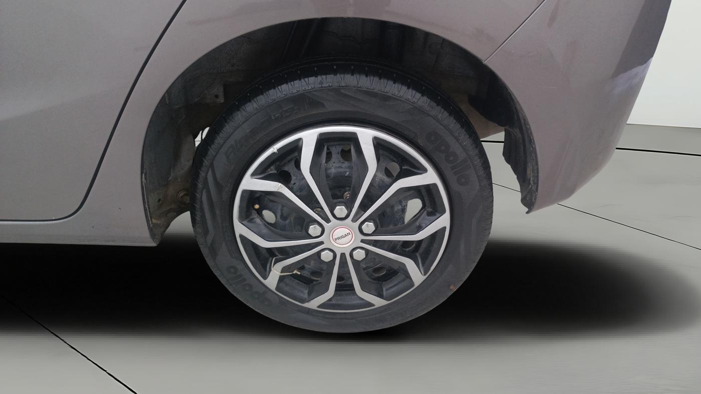 2015 Honda Jazz 1.2L I-VTEC SV, Petrol, Manual, 50,457 km, Left Rear Wheel