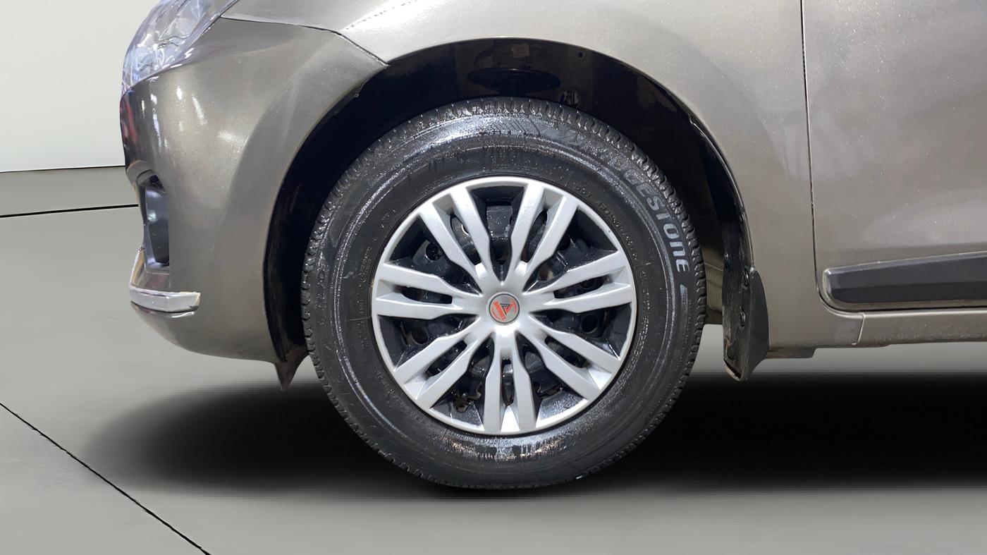 2019 Maruti Dzire VXI AMT, Petrol, Automatic, 28,307 km, Left Front Wheel