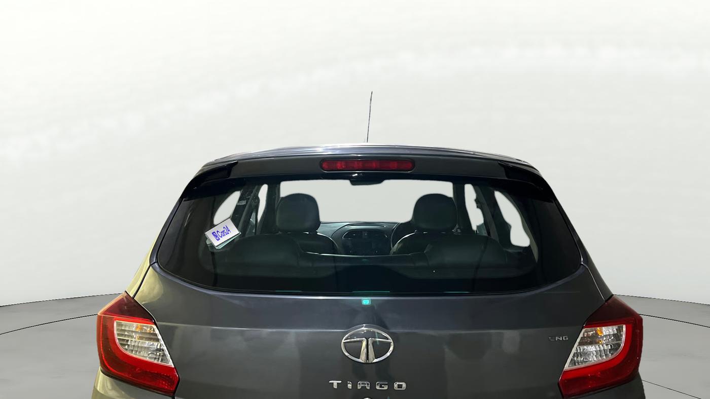 2023 Tata Tiago XM CNG, CNG, Manual, 48,700 km, Rear Windshield