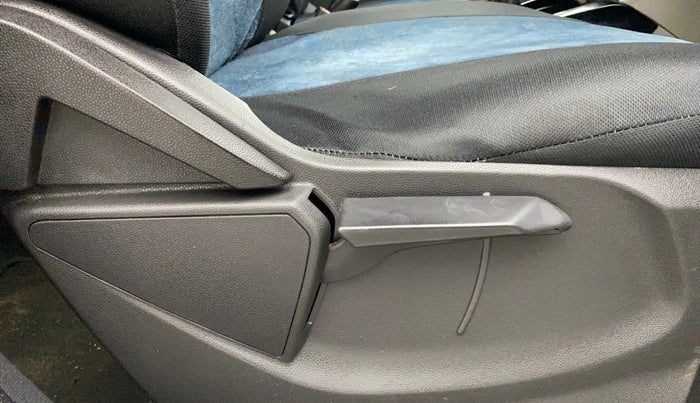 2015 Ford Ecosport TITANIUM 1.5L DIESEL, Diesel, Manual, 82,520 km, Driver Side Adjustment Panel