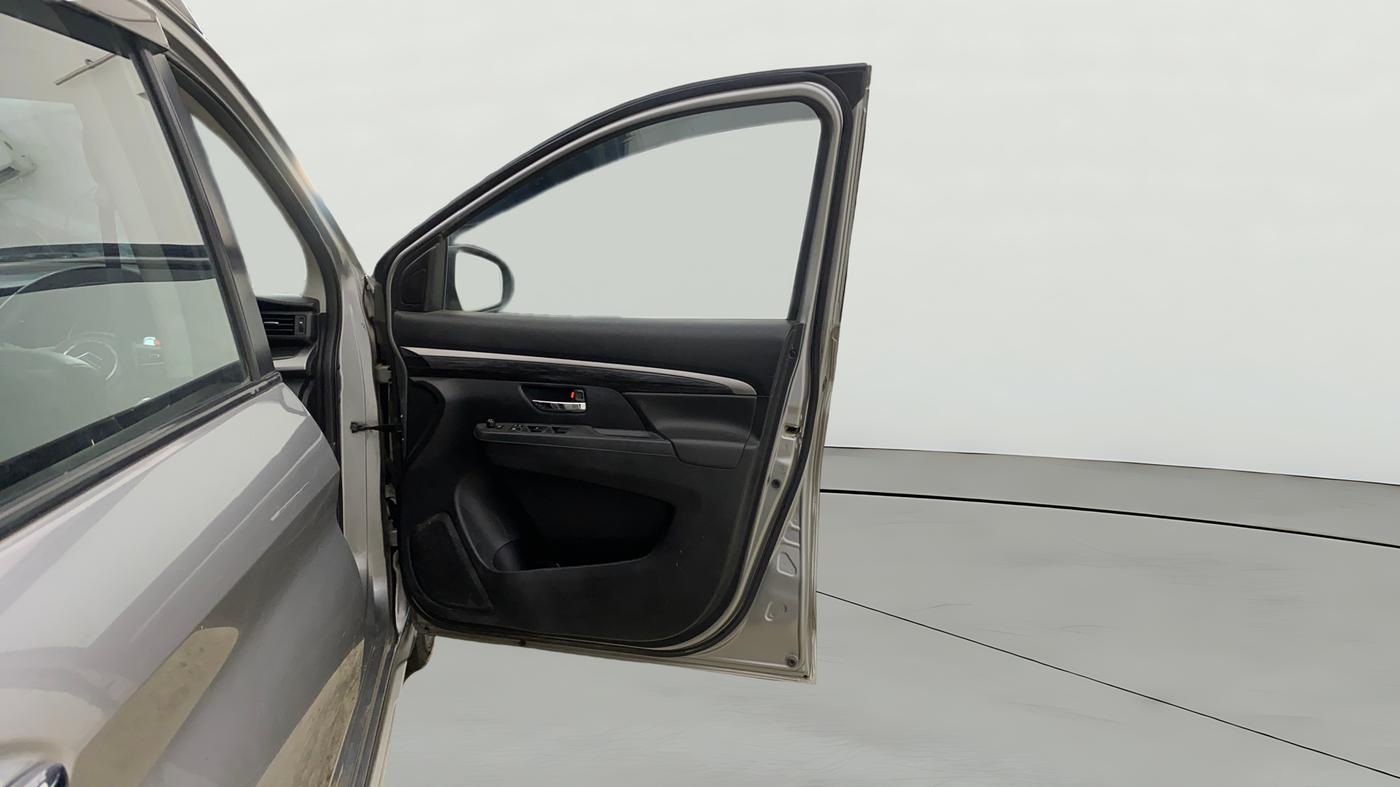 2021 Maruti XL6 ALPHA AT, Petrol, Automatic, 88,174 km, RHS Front Door