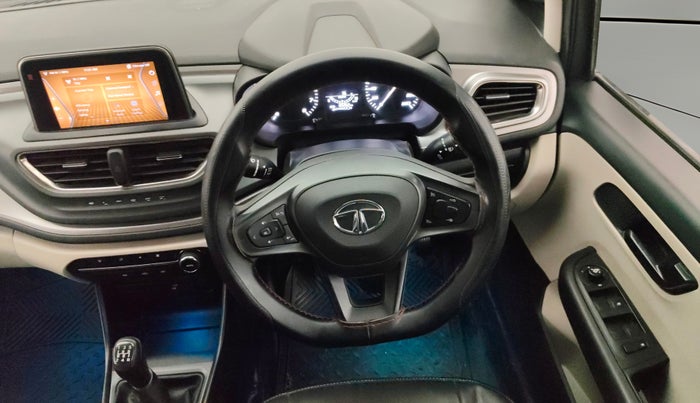2022 Tata ALTROZ XT PETROL, Petrol, Manual, 65,262 km, Steering Wheel Close Up