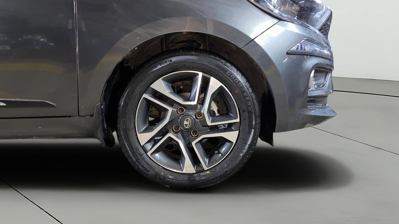2020 Tata Tiago XZA PLUS PETROL, Petrol, Automatic, 9,876 km, Right Front Wheel