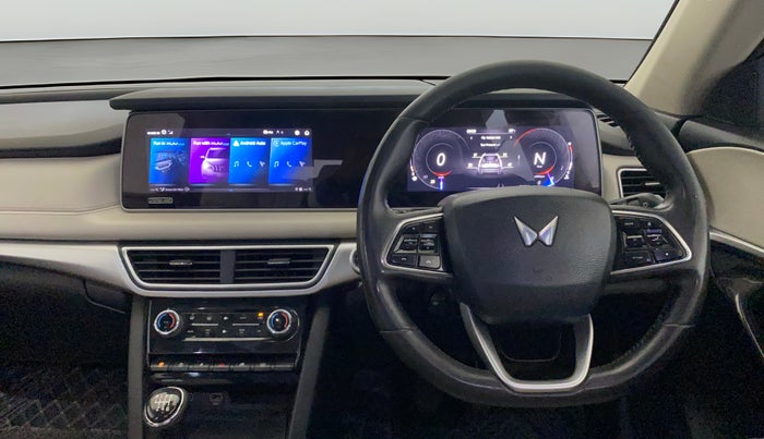 2021 Mahindra XUV700 AX7 Petrol MT 7 STR, Petrol, Manual, 88,529 km, Steering Wheel Close Up