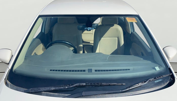 2018 Volkswagen Vento HIGHLINE PLUS 1.5 AT 16 ALLOY, Diesel, Automatic, 1,31,512 km, Front Windshield