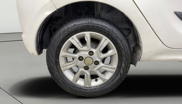 2018 Tata Tiago XZ PETROL, Petrol, Manual, 1,00,646 km, Right Rear Wheel