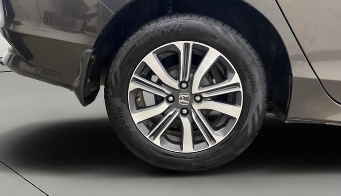 2017 Honda City 1.5L I-DTEC V, Diesel, Manual, 1,03,670 km, Right Rear Wheel