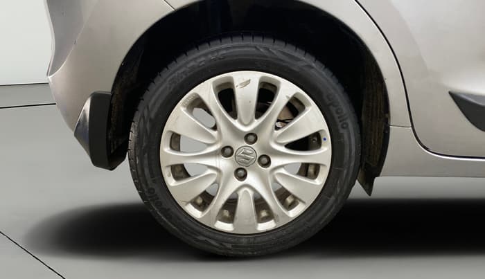 2015 Maruti Baleno ALPHA PETROL 1.2, Petrol, Manual, 36,873 km, Right Rear Wheel