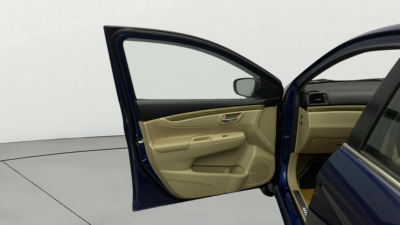 2021 Maruti Ciaz SIGMA 1.5 SHVS MT  PETROL, Petrol, Manual, 31,012 km, LHS Front Door